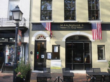 Alexandria, Virginia- Eylül 2017: Eski Kent'te Magnolia'nın KralınDaki Cephesi, İskenderiye'deki King Street.