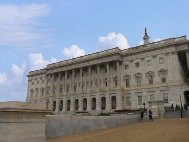 Washington, D.C. ABD- Eylül 2017: Washington, Columbia Bölgesi'ndeki ABD Kongre Binası'nın geniş yan görünümü.