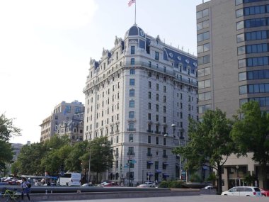 Washington, D.C., Abd- Eylül 2017: Washington, Columbia Bölgesi'ndeki Pennsylvania Bulvarı boyunca uzanan büyük binaların görünümü. 