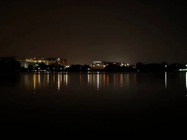 Washington Eua Setembro 2017 Edifícios Com Luzes Noite Refletidas Nas — Fotografia de Stock