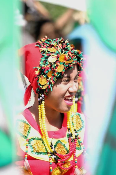 Davao City Fülöp Szigetek Augusztus 2014 Streetdancing Résztvevő Részben Rejtett — Stock Fotó