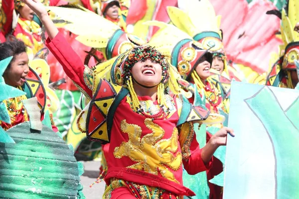 Davao City Filipinas Agosto 2014 Participantes Del Concurso Baile Callejero — Foto de Stock