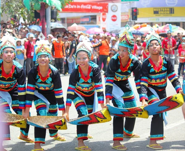 Davao City Philippines Août 2014 Les Participants Compétition Streetdance Exécutent — Photo