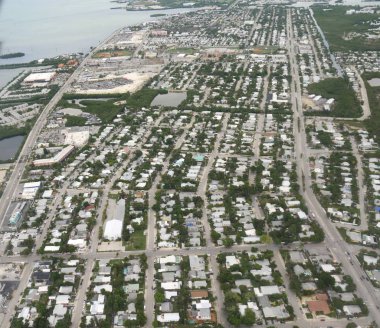 Orta yakın çekim, Key West havadan görünümü, Florida, arka planda okyanus ile 