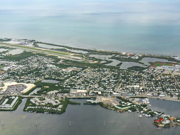 Florida'nın en güney noktası olan Key West'in havadan görünümü