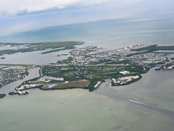 Key West yağmurlu bir öğleden sonra, Florida, havadan görünüm.