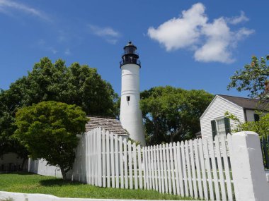 Key West deniz feneri ve bekçi odası. Deniz feneri Key West, Florida tarihi bir cazibe olduğunu. 