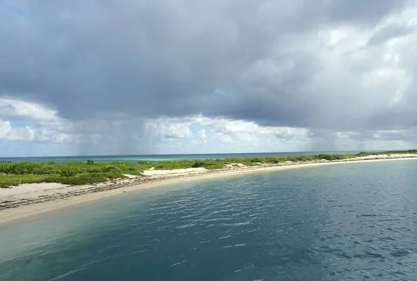 Weitblick Auf Wunderschöne Strände Mit Kristallklarem Wasser Trockenen Tortugas Nationalpark — Stockfoto