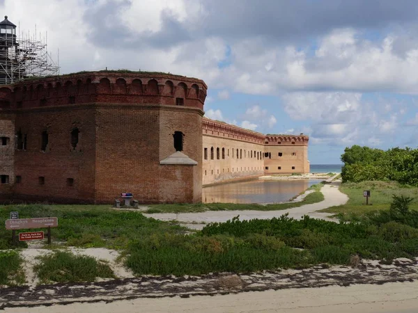 Lado Fort Jefferson Con Foso Parque Nacional Dry Tortugas Uno — Foto de Stock