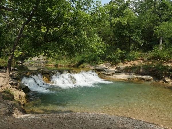 Ampla Foto Garfield Falls Chickasaw National Recreation Area Sulphur Dos — Fotografia de Stock