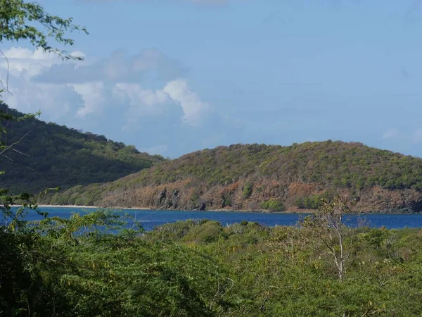 Blå Remsa Lagun Mellan Kullarna Den Vackra Culebra Puerto Rico — Stockfoto