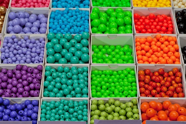 El yapımı aksesuarlar çok renkli boncuklar içinde Mücevherat alışveriş