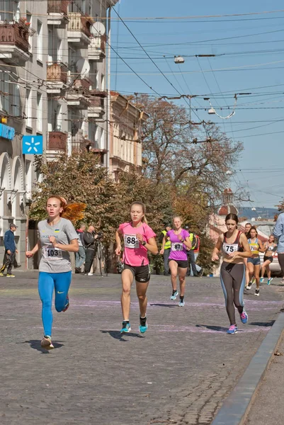 Chernivtsi Ukraine Setembro Atletas Que Participam Campeonato Ucrânia Uma Corrida — Fotografia de Stock