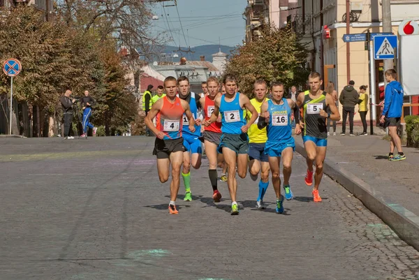 Černovice Ukrajina Září Sportovci Účastní Mistrovství Ukrajiny Mil Běh Charitativní — Stock fotografie