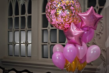 balonları dekoratif fotoğraf küre. Çocuklar için tatil bölgesi.