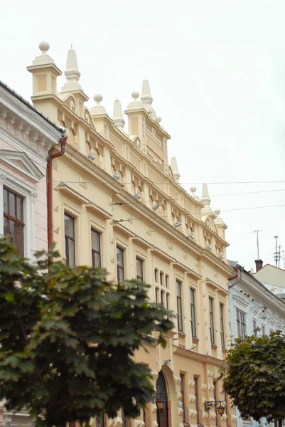 Černivci Ukrajina Evropě Prvek Architektury Budova Pozadí Oblohy — Stock fotografie