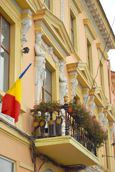 Chernivtsi Ucrânia Europa Elemento Arquitetura Edifício Com Varandas Janelas — Fotografia de Stock