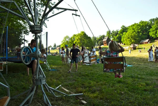 Juventud Festival Etno Musical Obnovafest Agosto 2019 Chernivtsi Ucrania Muchas — Foto de Stock