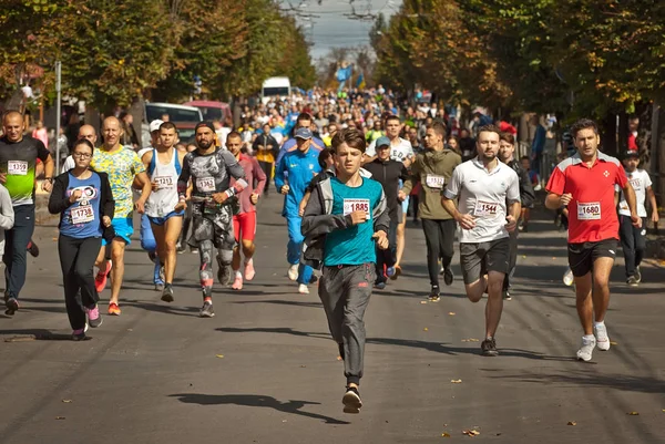 Chernivtsi Ucraina Settembre 2019 Corridori Che Partecipano Alla Corsa Beneficenza — Foto Stock