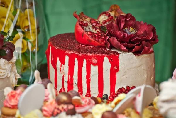 Heerlijke Fruitcake Tafel Snoep Kermis Demonstratie Van Gerechten Desserts — Stockfoto