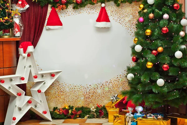 Presentes Natal Perto Árvore Natal Férias Zona Fotográfica Com Decorações — Fotografia de Stock
