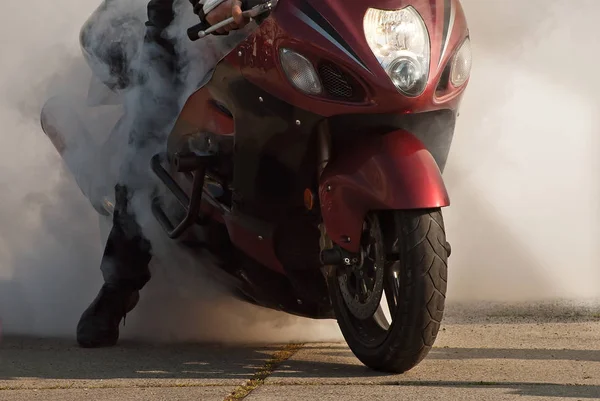Smoke Comes Out Wheels Motorcycle Wheel Closeup Smoke Due Tire — Stock Photo, Image