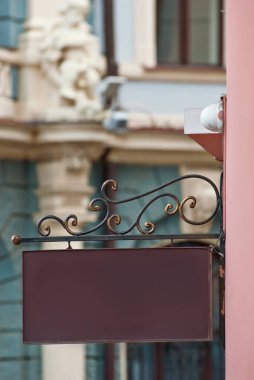 Binada dikdörtgen şeklinde işaret var. Boşluk ve boşluğu metin için kopyala. Tasarım için maket. Reklam için boş şablon.