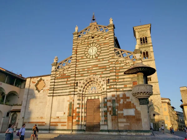 Itálie Prato Červenec 2017 Čelní Pohled Katedrály Svatého Štěpána Prato — Stock fotografie