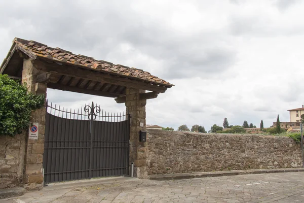 Italia Florencia Mayo 2017 Vista Puerta Entrada Típica Casa Villa —  Fotos de Stock