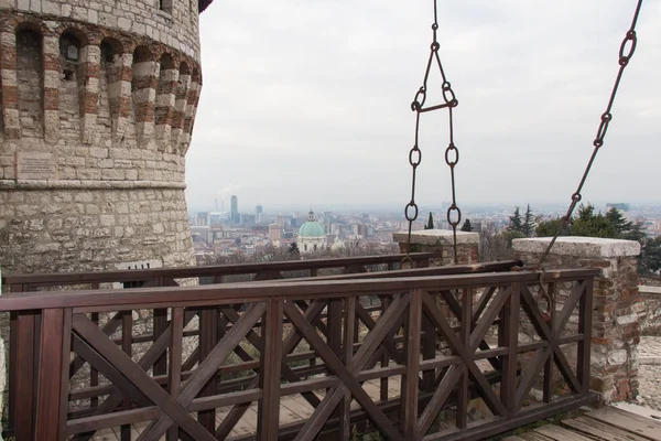 Ιταλία Brescia Δεκεμβρίου 2017 Θέα Του Πύργου Κρατουμένων Και Γέφυρα — Φωτογραφία Αρχείου