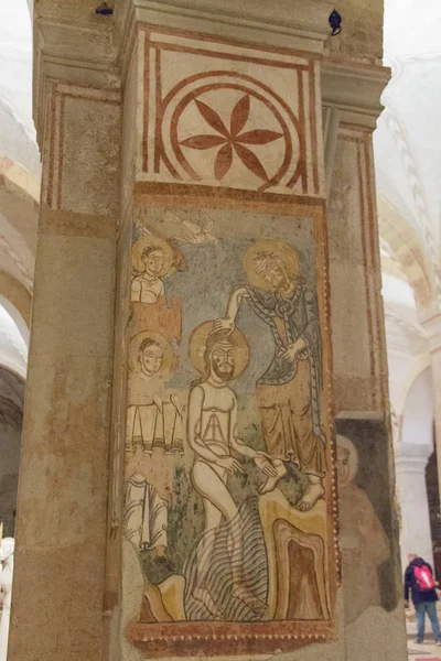 Muro antigo fresco Battesimo di Gesu na igreja inferior San Fermo Maggiore em Verona, Veneto, Itália . — Fotografia de Stock