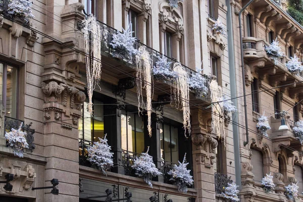 Christmas decoration on a street in Milan, Lombardy, Italy. — Stock Photo, Image