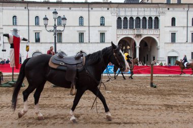 Geleneksel şövalye turnuva Caterina Cornaro kutlamaları, şehre, Brescia, Lombardiya, İtalya Ortaçağ Festivali geliyor.