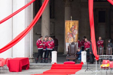 Geleneksel geçit töreninde Caterina Cornaro festivaller şehre, Brescia, Lombardiya, İtalya Ortaçağ Festivali geliyor.