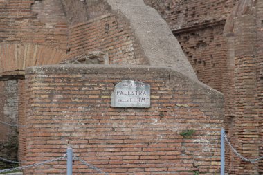 Neptün Hamamı Spor Salonu, Ostia Antica, Roma Eyaleti, Lazio, İtalya.