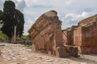 Ostia Antica kalıntılarında Antik Roma yapı tekniği, büyük arkeolojik site, Lazio, İtalya.