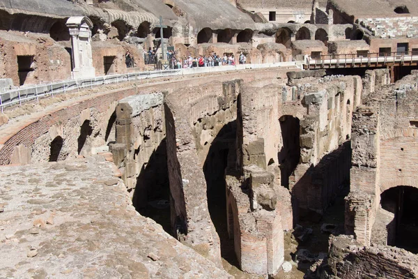 Szczegółowy widok wnętrza Koloseum, Rzym, Lazio, Włochy. — Zdjęcie stockowe