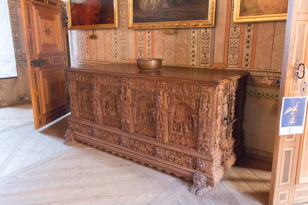 Mariefred, İsveç - 20 Nisan 2019: Eşsiz mobilyaların 20 Nisan 2019 tarihinde Mariefred, İsveç 'teki Gripsholm Kalesi' nde detaylı görünümü.