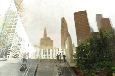 Chicago, Amerika Birleşik Devletleri - 06 Haziran 2018: İnsanlar Apple Store Michigan Avenue Chicago, Illinois.
