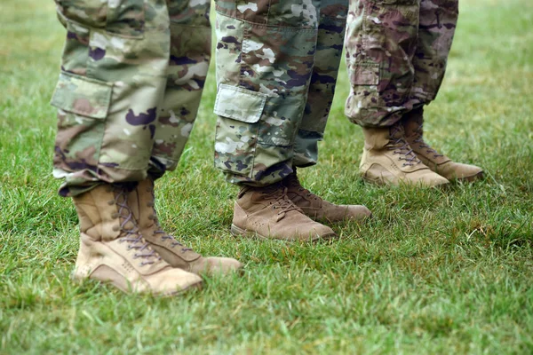 Soldados Estadounidenses Piernas Uniforme Militar Camuflaje Verde Tropas Estadounidenses — Foto de Stock