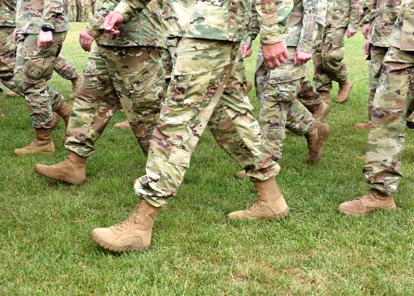 Des Soldats Américains Jambes Uniforme Militaire Camouflage Vert Troupes Américaines — Photo