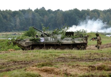 Starytchi, Ukrayna - 6 Eylül 2018. Amerika Birleşik Devletleri ve diğer Nato ülkelerinin Lviv Bölgesi, Ukrayna ile askeri tatbikatları. Hızlı Trident - 2018 askeri tatbikatlar Ukrayna.