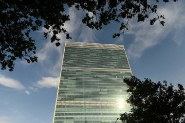 New York, ABD - 26 Mayıs 2018: New York'ta Birleşmiş Milletler yapıdır Birleşmiş Milletler Örgütü Genel Merkezi. BM Genel Kurul.