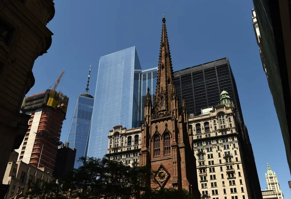 Cidade Nova York Com Trinity Church Parte Inferior Manhattan — Fotografia de Stock