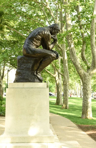 Filadelfia Estados Unidos Mayo 2018 Estatua Del Pensador Museo Rodin —  Fotos de Stock
