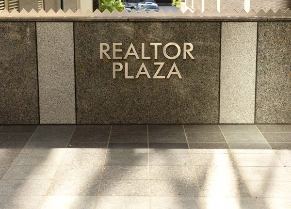 Chicago Usa Juni 2018 Realtor Plaza Sign Chicago Association Realtors — Stockfoto
