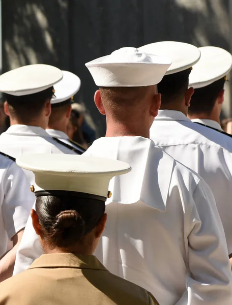 Marinheiros Marinha Dos Eua Pelas Traseiras Exército Marinha Dos Eua — Fotografia de Stock