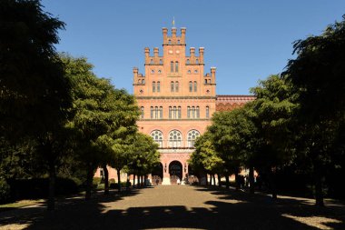 Chernivtsi, Ukrayna (eski ikamet Bukovinian ve Dalmaçya Metropolitans Ulusal Üniversitesi)