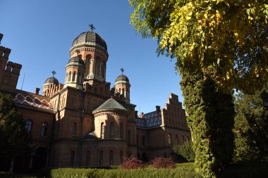 Chernivtsi, Ukrayna Ulusal Üniversitesi'nde üç Aziz Ortodoks Kilisesi
