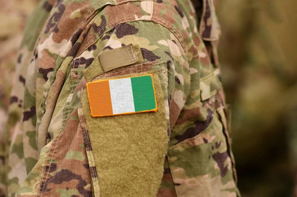 Elfenbenskusten Eller Cote Ivoire Flagga Soldater Arm Elfenbenskusten Eller Cote — Stockfoto